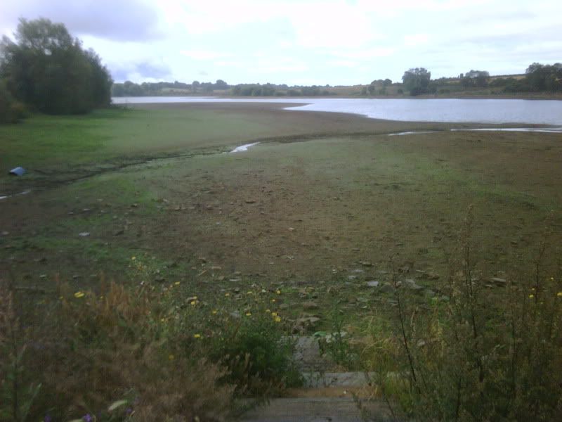 Boddingtonreservoirpeg1northdamlevelat2650munderweir.jpg