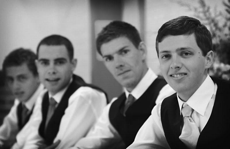 IMAGE: http://i96.photobucket.com/albums/l169/ozimax/W4.jpg