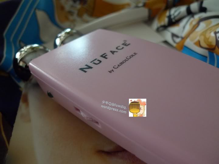 新加说明书，顶锅盖上Nuface一代微电流美容仪心得以及配合使用的三款胶的比较