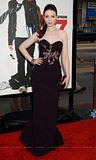 michelle-trachtenberg-17-again-movie-premiere-los-angeles-hq-15.jpg