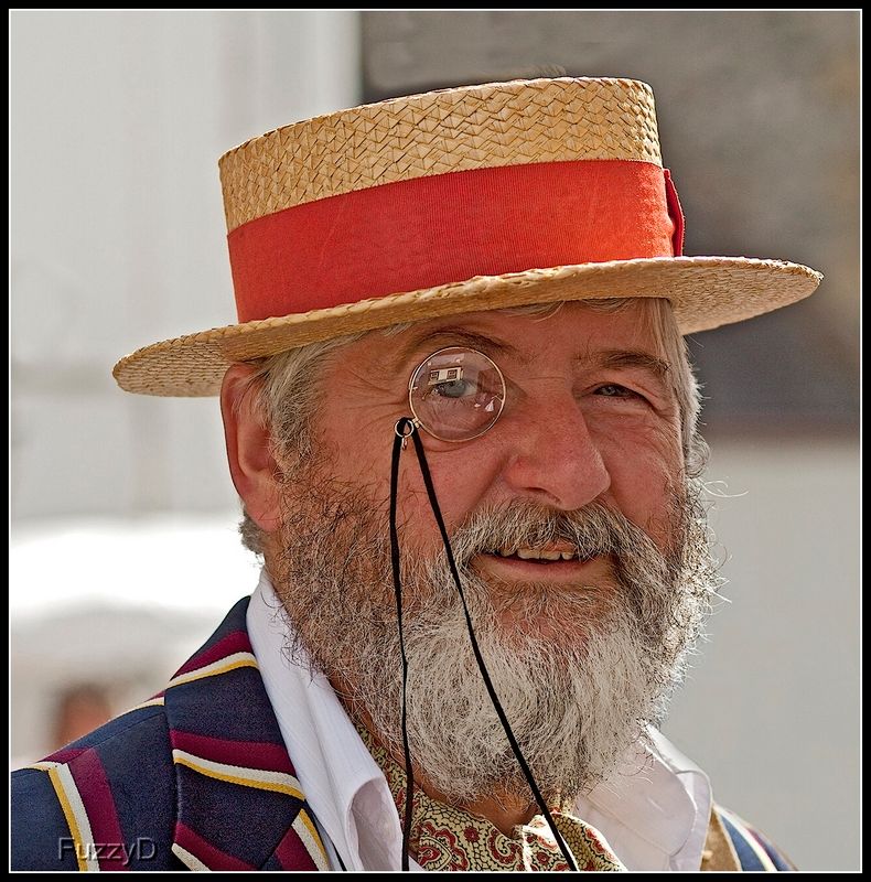 IMAGE: http://i96.photobucket.com/albums/l177/fuzzyedges_album/mine/2014/2015/IMG_0599_hf_zpskuetec37.jpg