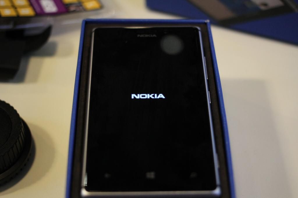 HCM - Nokia  Lumina 925 bạc Fullbox còn bảo hành tới tháng 2/2015. - 6