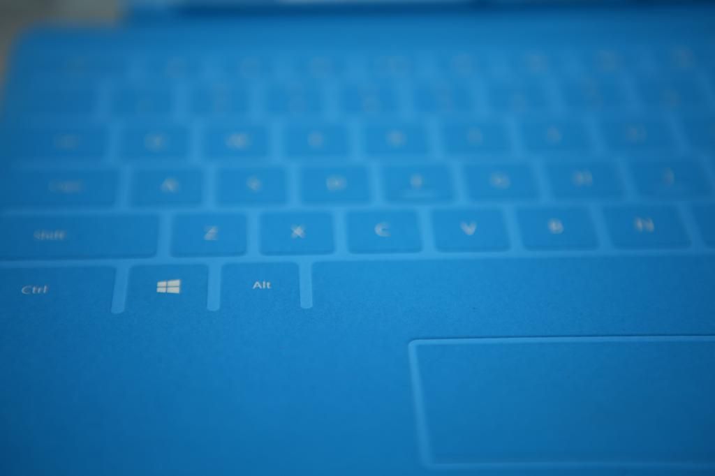 HCM-Bán bàn phím cảm ứng Surface Touch Cover xách tay Full BOX như mới - 5