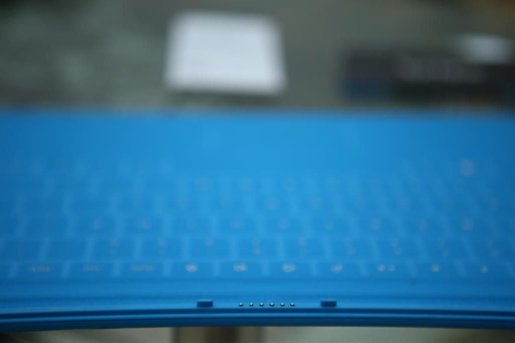 HCM-Bán bàn phím cảm ứng Surface Touch Cover xách tay Full BOX như mới - 4