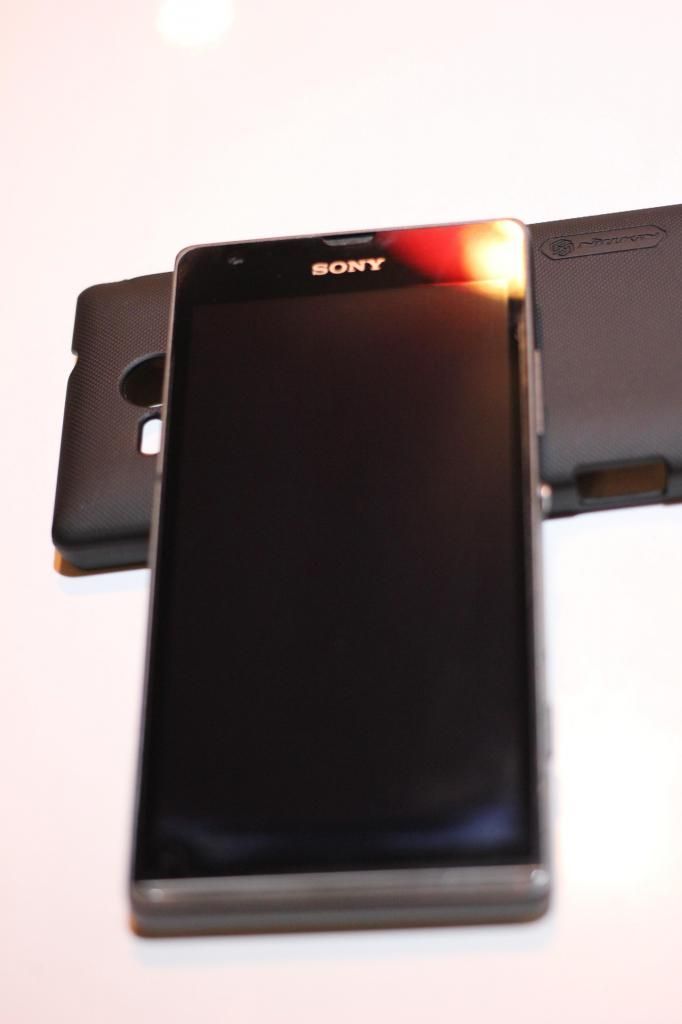 HCM-Sony Xperia SP Fullbox còn bảo hành tới tháng 12/2014 (có hình).