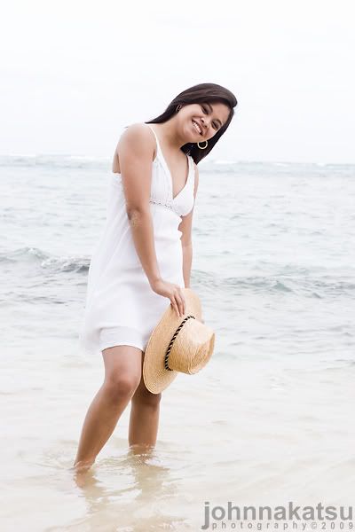 IMAGE: http://i96.photobucket.com/albums/l192/jnakatsu/Alyssa/IMG_4944-Edit.jpg