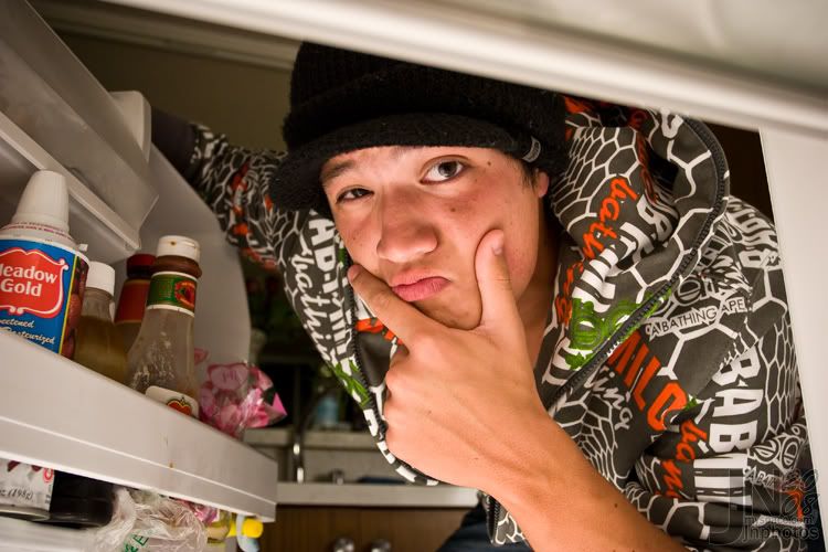 IMAGE: http://i96.photobucket.com/albums/l192/jnakatsu/Boredom1.jpg