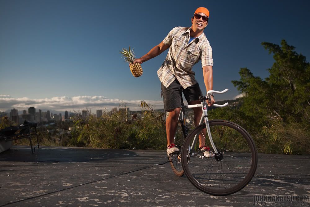 IMAGE: http://i96.photobucket.com/albums/l192/jnakatsu/Cannon%20Club/IMG_0753-Edit.jpg