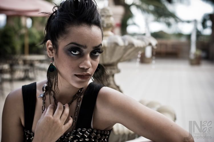 IMAGE: http://i96.photobucket.com/albums/l192/jnakatsu/IMG_0027.jpg