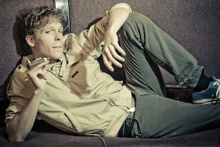 IMAGE: http://i96.photobucket.com/albums/l192/jnakatsu/josh.jpg