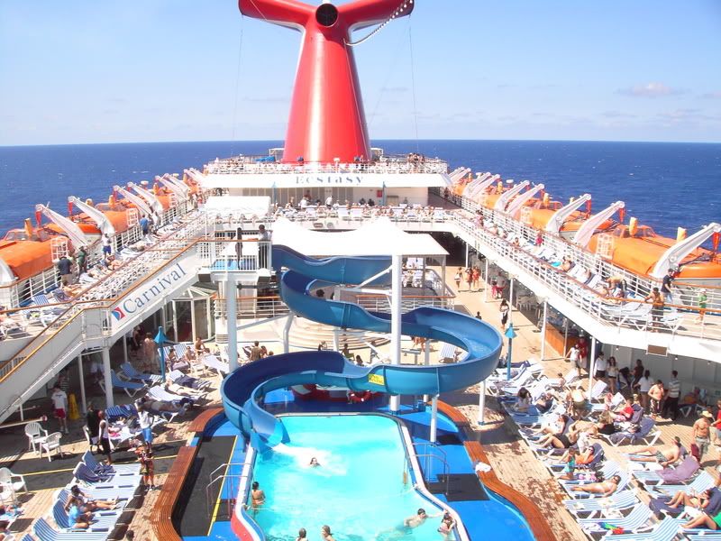 theFUNship.jpg the FUN ship image by AnnieHsiao