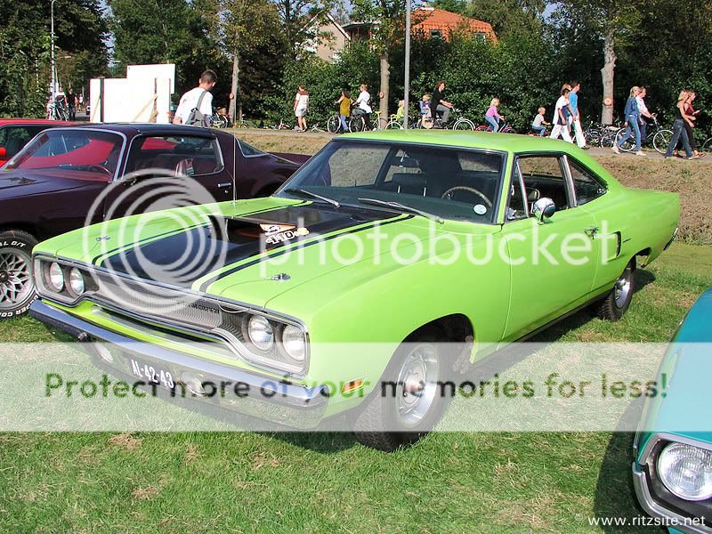 https://i96.photobucket.com/albums/l163/JG1567JG/Cars/Plymouth_Road_Runner_4406_coupe_197.jpg